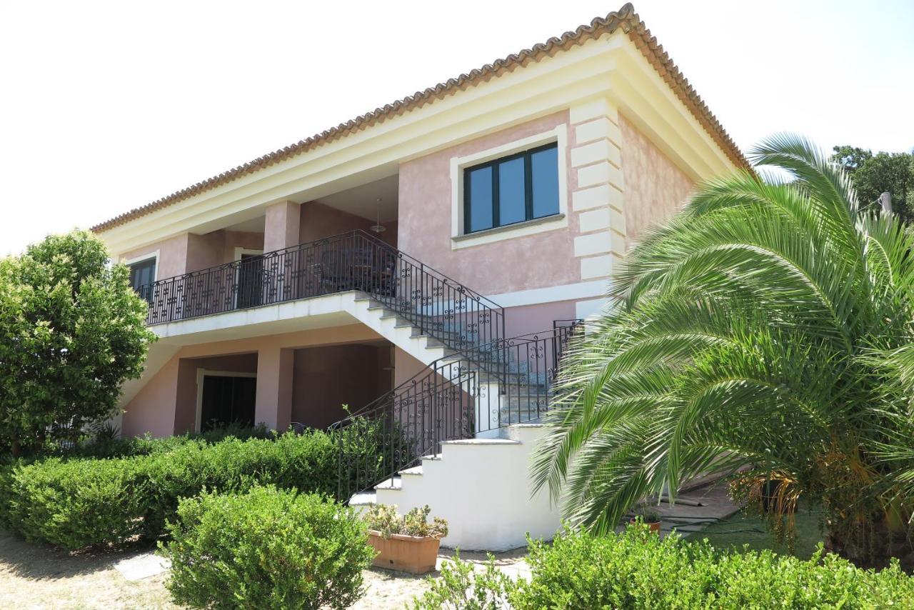 Tenuta Agrituristica Castellesi 斯奎拉切 外观 照片